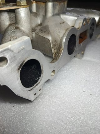Colector Admisión Ford cvh