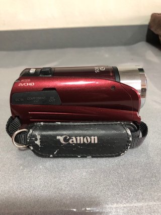 Videocámara Canon Legria HF R26 Roja