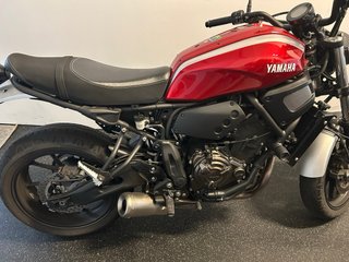 Yamaha XSR 700 Roja - Como Nueva