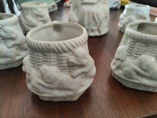 Jarra y 6 vasos de cerámica vintage