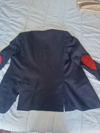 Americana El Ganso Talla M Azul y detalles Rojos