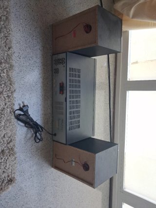 Equipo de música con altavoces