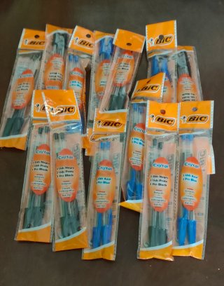 Pack 2 Bolígrafos BIC Cristal (Negro/Azul)