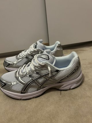 Zapatillas Asics Talla 43.5 Silver Nuevas