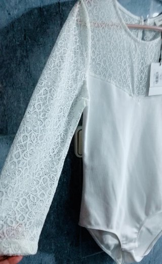 Body NAF NAF talla L,  sin estrenar con etiqueta