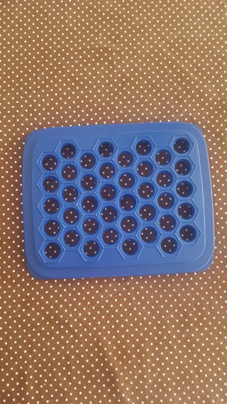 Molde para raviolis hexagonal