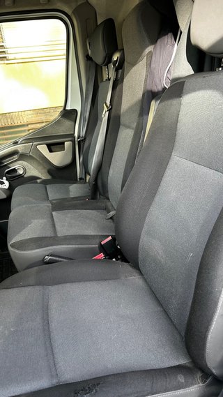 Nissan NV400 2015