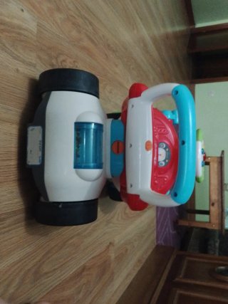 Moto infantil roja y blanca