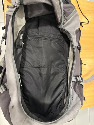Mochila Forclaz 40 Decathlon Gris