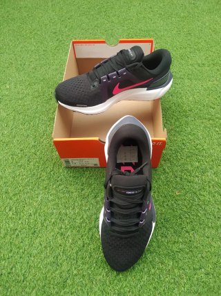 Nike Air Zoom Vomero 16 Mujer Negro/Rosa