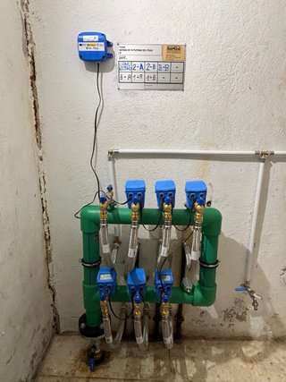 Bateria contadores comunidad Fontanero Fontanería.