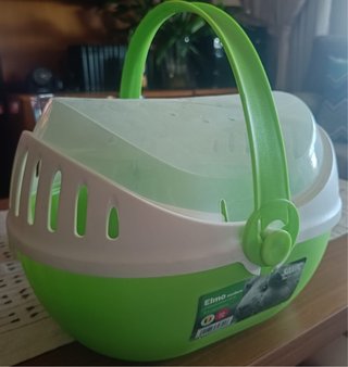 Transportín para cobaya verde y blanco