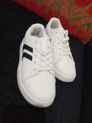 Zapatillas deportivas blancas