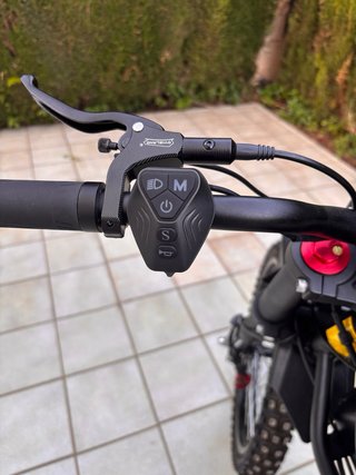 Bici Eléctrica con Acelerador