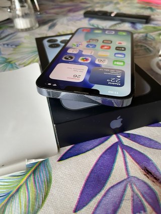 iPhone 13 Pro Max 256GB Azul Sierra + AirPods 2