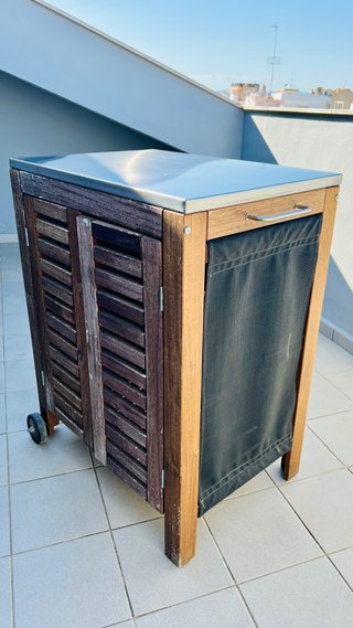 Armario de exterior madera con ruedas