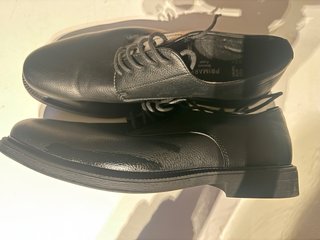 Zapatos de vestir negros para hombre