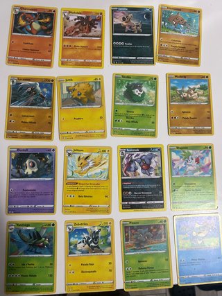 Álbum de cartas Pokémon (precio negociable)