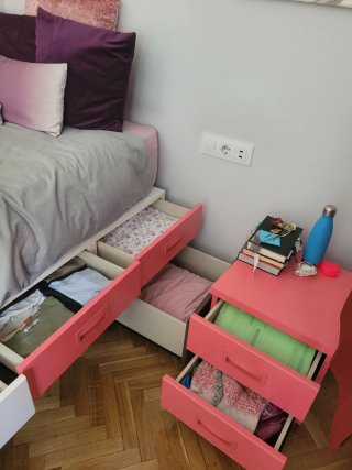 Dormitorio completo.