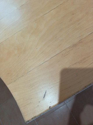 Mesa de oficina con ala