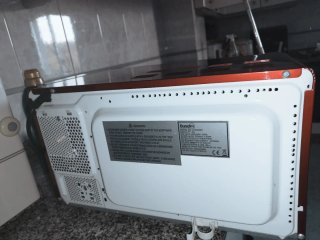Microondas Spectrum Rojo