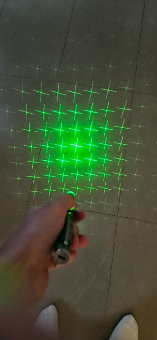 Puntero Láser Verde con 4 Cabezales