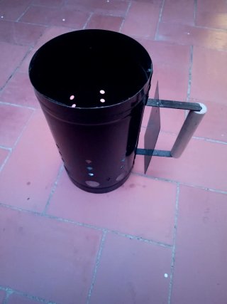 Porta carbón metálico