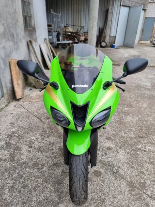 Moto Kawasaki Ninja ZX-6R del 2008