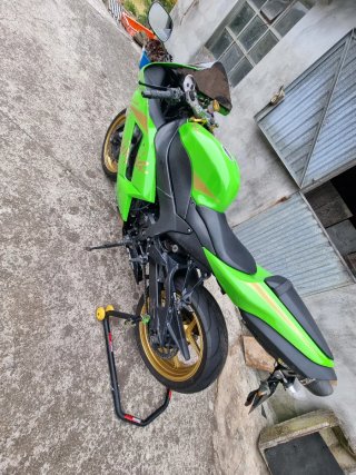 Moto Kawasaki Ninja ZX-6R del 2008