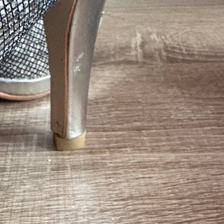 Zapatos de tacón plateados talla 36
