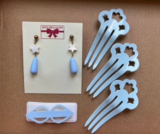 Pendientes, broche y peinecillos flamenca niña