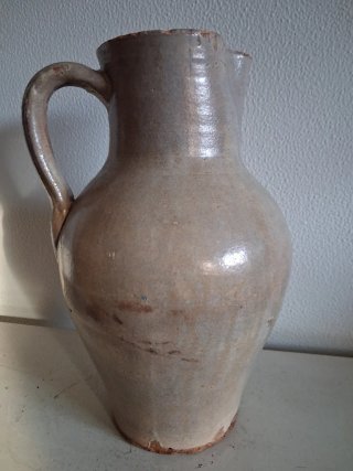 Jarra de cerámica  vasca antigua