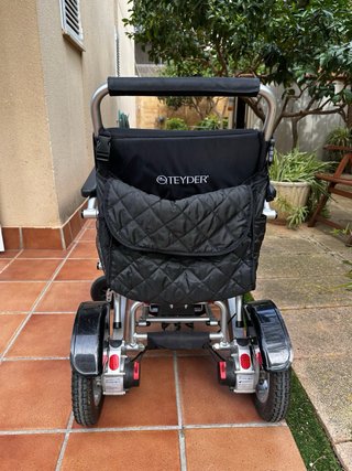 Silla de ruedas eléctrica plegable