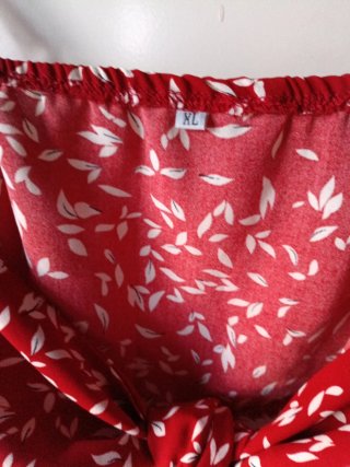 Blusa tirantes roja estampado hojas XL