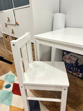 Mesa y 2 Sillas Niños Blancas