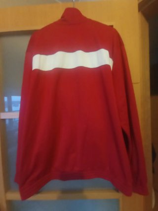 Chaqueta Nike Roja y Blanca