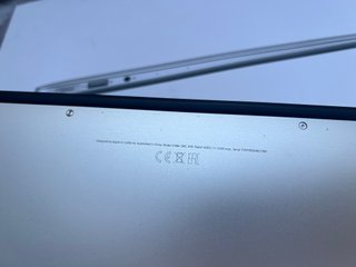 MacBook Air (Intel, 2017)