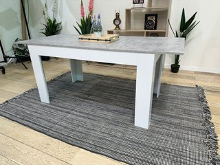 Mesa de comedor extensible NUEVA