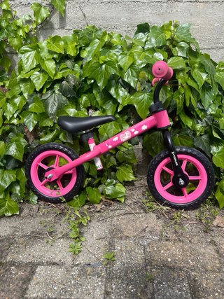 Bicicletta senza pedali rosa