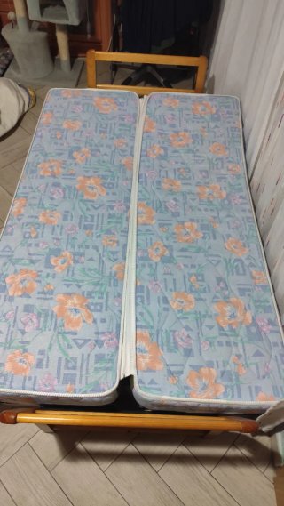 Sofá Cama Marisa Madera y Metal Fuerte con cajón