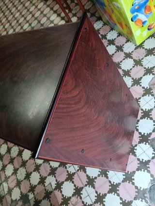 Mesa TV madera con estantes