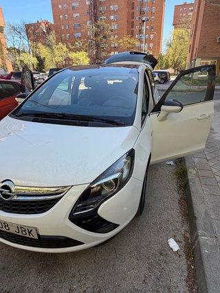 Opel Zafira Tourer 2016