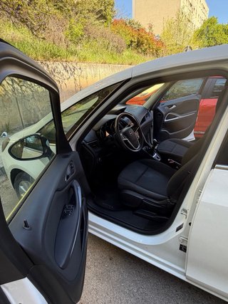Opel Zafira Tourer 2016