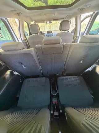 Opel Zafira Tourer 2016