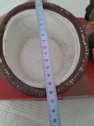 Figura decorativa gallina in ceramica