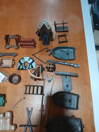Lote piezas de barcos y otras piezas de playmobil