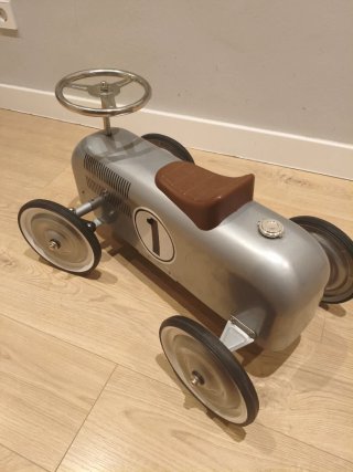 Correpasillos Vintage Coche Metalico