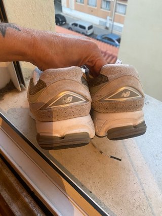 New Balance 2002R Gris Verde