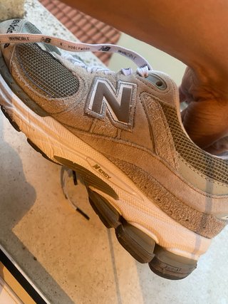 New Balance 2002R Gris Verde