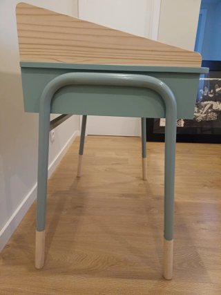 Escritorio infantil madera y patas metal